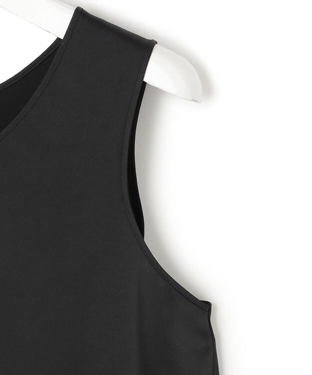 23区 【Oggi5月号掲載】ミスティサテン タンクトップ グレー系