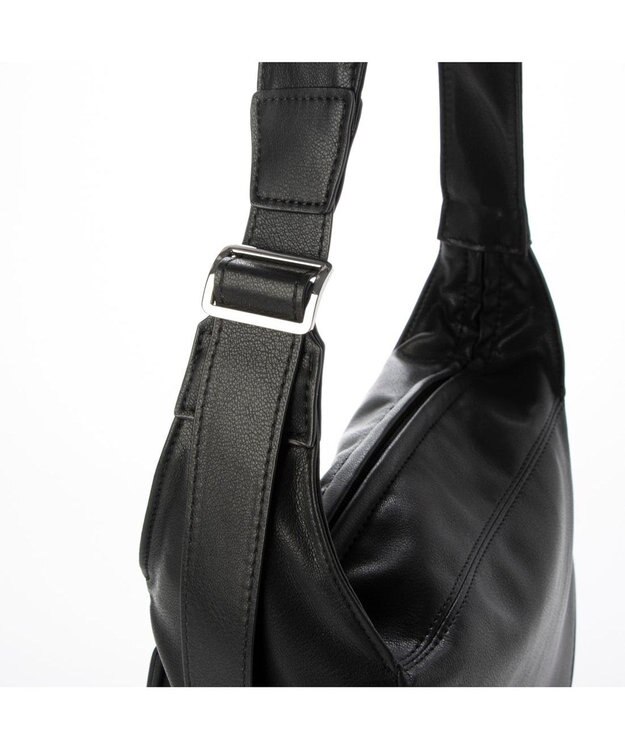 UNBILLION カシュカシュ cachecache / レザータッチソフトショルダーバッグ ブラック