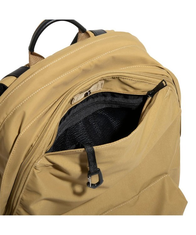 ACE BAGS & LUGGAGE UNTRACK CITY/3LS デイパックM 60375 アントラック マスタード