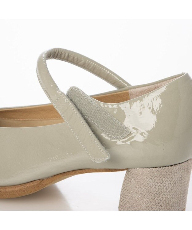 MODE ET JACOMO <D'ICI>ラウンドトゥストラップパンプス グレーエナメル