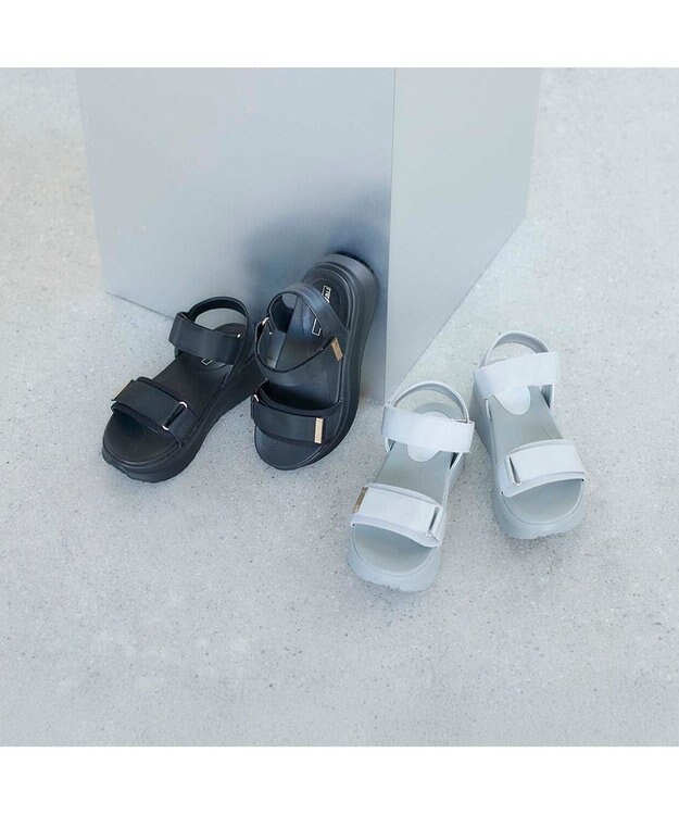 MODE ET JACOMO <noyau>厚底サテンベルクロスポーツサンダル シルバー