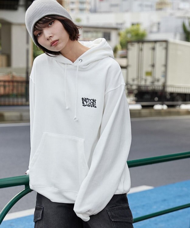 WEGO 【裏起毛/ユニセックス着用ITEM】リラックスフィットグラフィックパーカー ホワイト