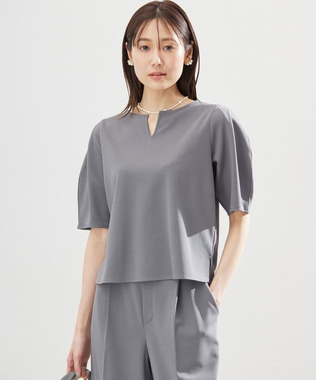 組曲 S 【WEB限定】ジョーゼットジャージーランタンスリーブ5分袖 ブラウス グレー系