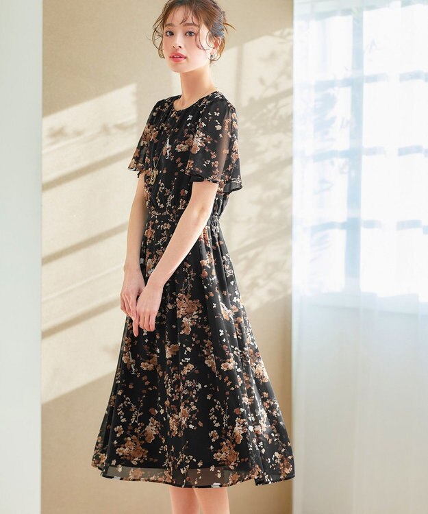 Tiaclasse 【小倉優子さん着用・洗える】大花柄シフォンワンピース ブラック