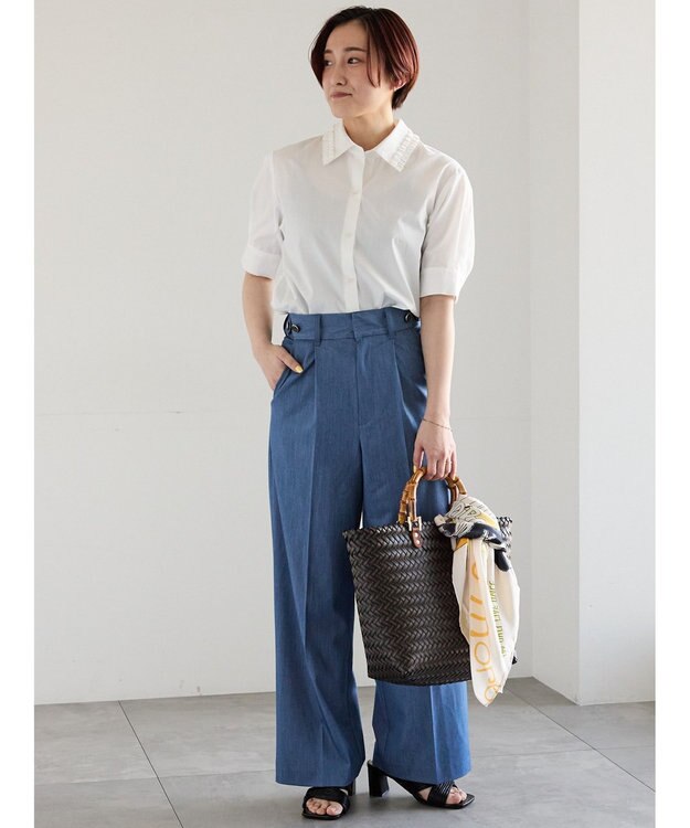 Te chichi ミニフリルトリムカラーブラウス オフホワイト