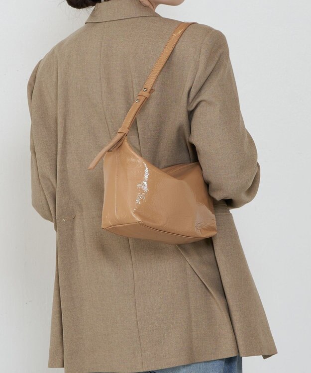 russet エナメルワンショルダーバッグ(CE-1635) Mocha