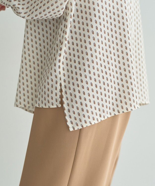 YECCA VECCA ジオメ柄ボウタイブラウス Ivory