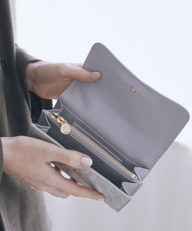 Maison de FLEUR リボンキルティングロングウォレット Sax