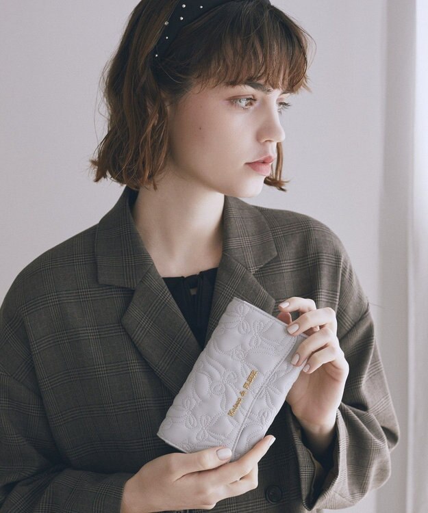 Maison de FLEUR リボンキルティングロングウォレット Sax