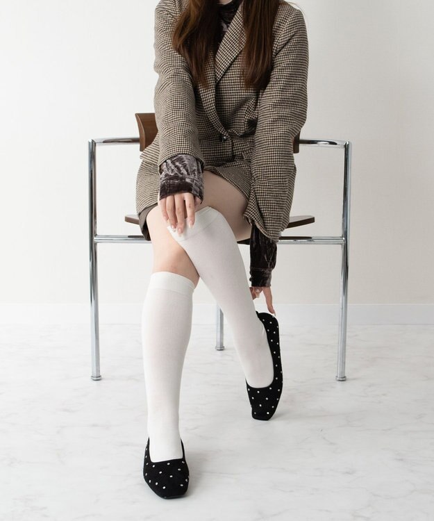 Bridget Birkin 【Bridget Birkin】ドットビジューフラットシューズ ブラックスウェード