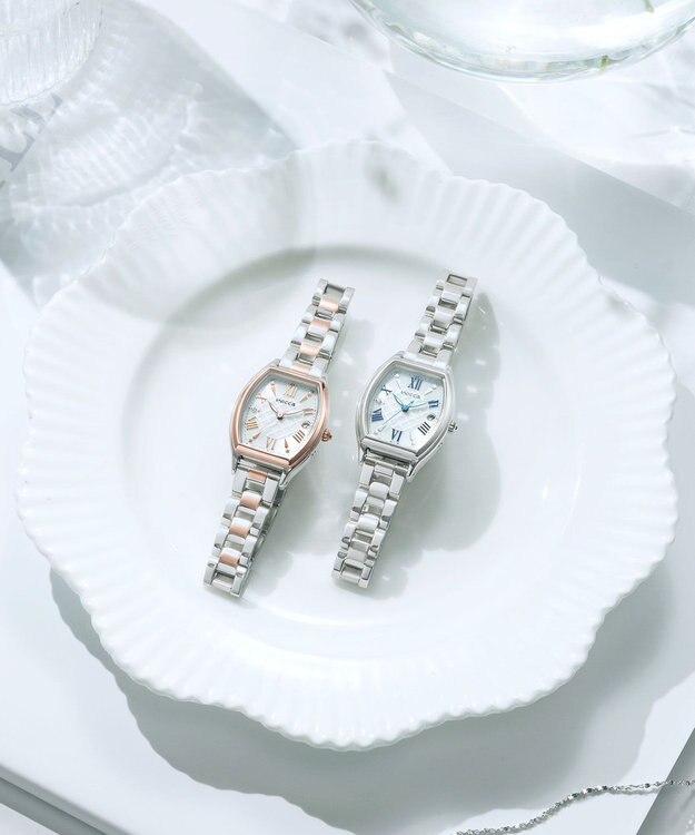 CITIZEN 【大人かわいいトノー型ウオッチ】ソーラーテック電波時計 KS4-031-11 シルバー