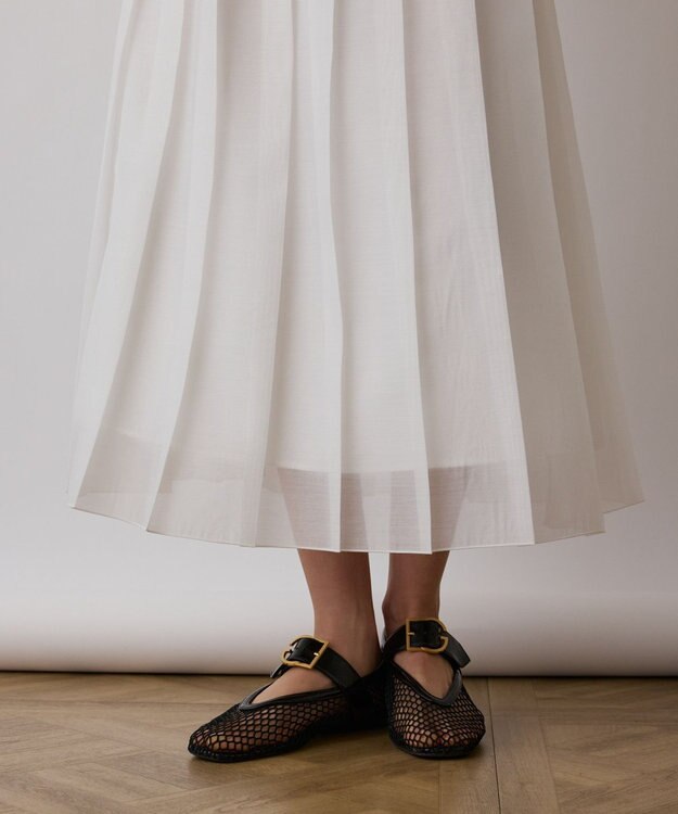 GRACE CONTINENTAL マットシアープリーツスカート ホワイト