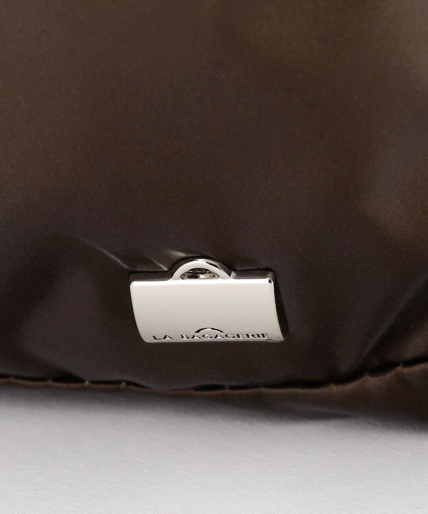 LA BAGAGERIE メタリックドロストポケット　ショルダーバッグ チョコ