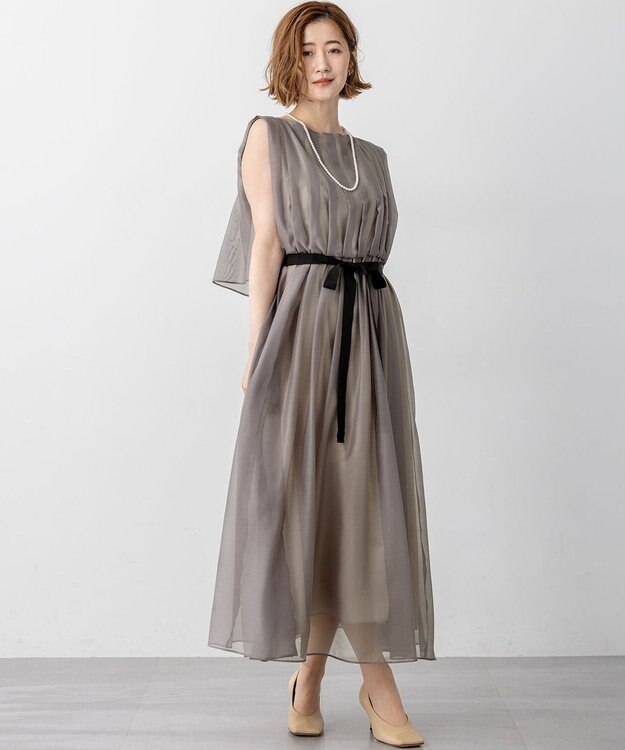 23区 【APPLAUDIR】グロッシーオーガンザ ドレス ブラウン系