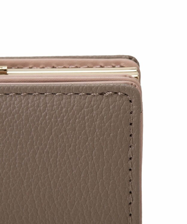 TOPKAPI 【TOPKAPI】シュリンクレザー パール がま口 二つ折り 財布 グレージュ