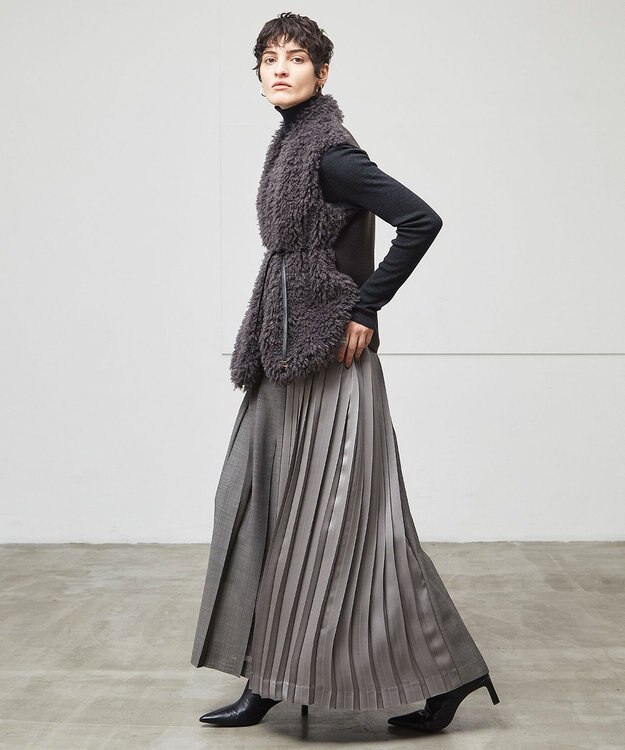 BEIGE， MOYE / プリーツスカート C Gray×C Gray