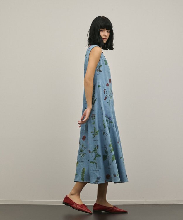 GRACE CONTINENTAL ボタニカルプリントフレアワンピース ブルー