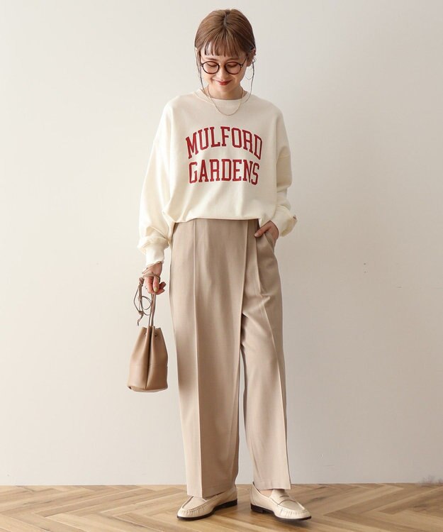 AMERICAN HOLIC カレッジロゴ裏毛プルオーバー Off White