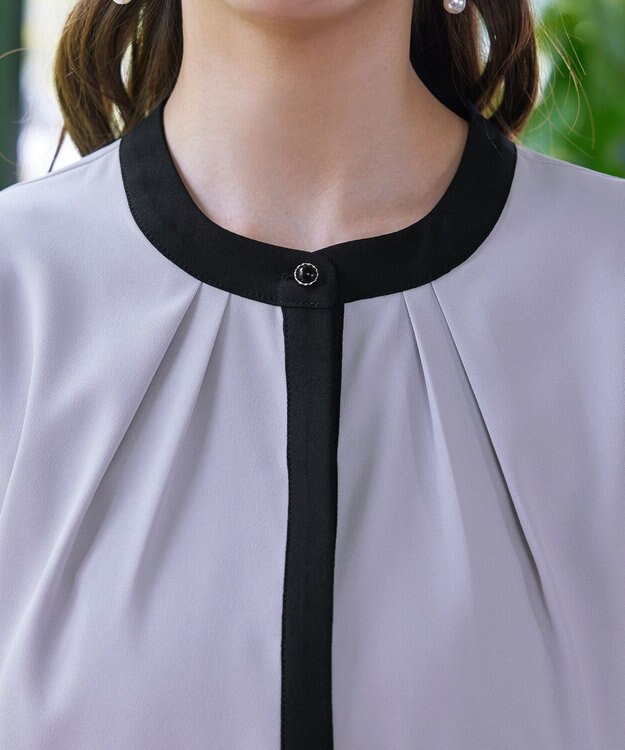 Tiaclasse L 【新色追加・洗える】フロントタック配色ブラウス グレー×ブラック