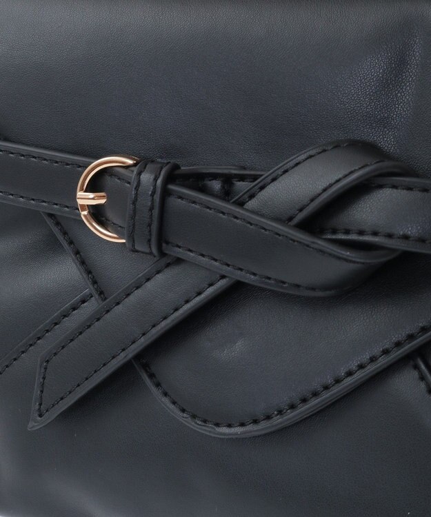 YECCA VECCA ベルトデザインチェーンバッグ Black