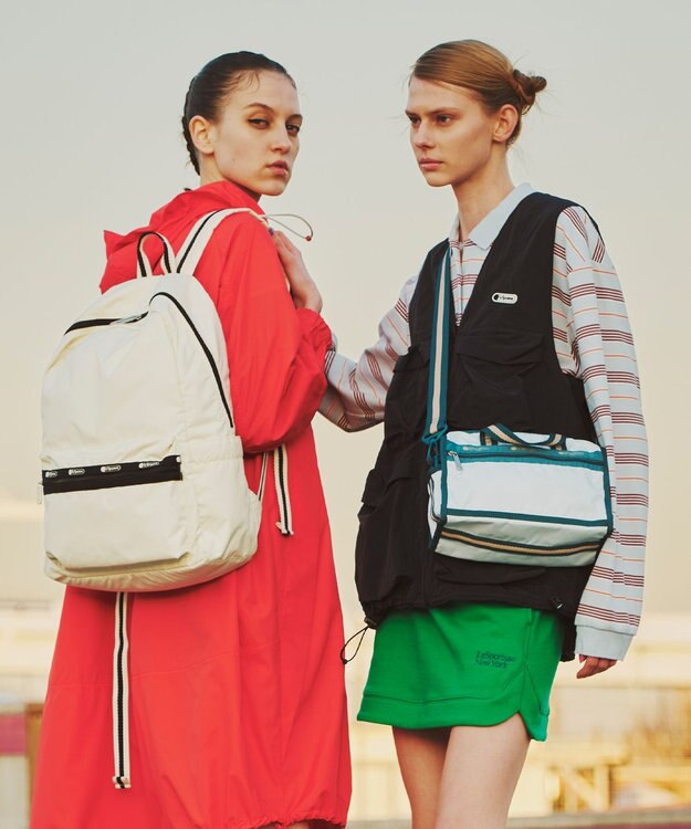 LeSportsac MINI DUFFEL CROSSBODY/スペクテイタークリアスカイ/ティール スペクテイタークリアスカイ/ティール