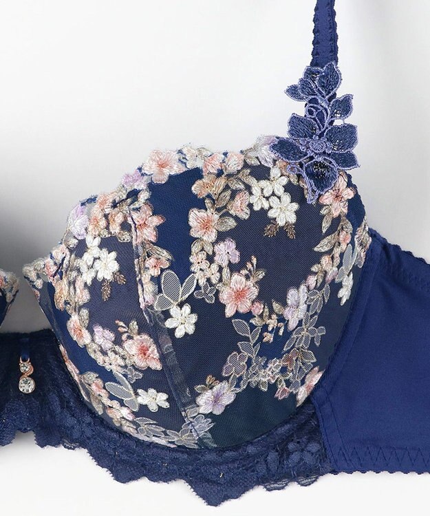 Wing ブラジャー Wing Lesiage ふんわりまるみメイク ソフトなつけごこち 【2120シリーズ】 ブラ Gカップまで対応 大きいサイズ PB2120 ウイング／ワコール コン