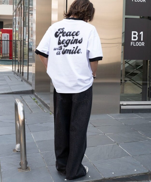 WEGO 【ユニセックス着用ITEM/MLサイズ展開】アクセ付きリンガーグラフィックT（SS） ホワイト