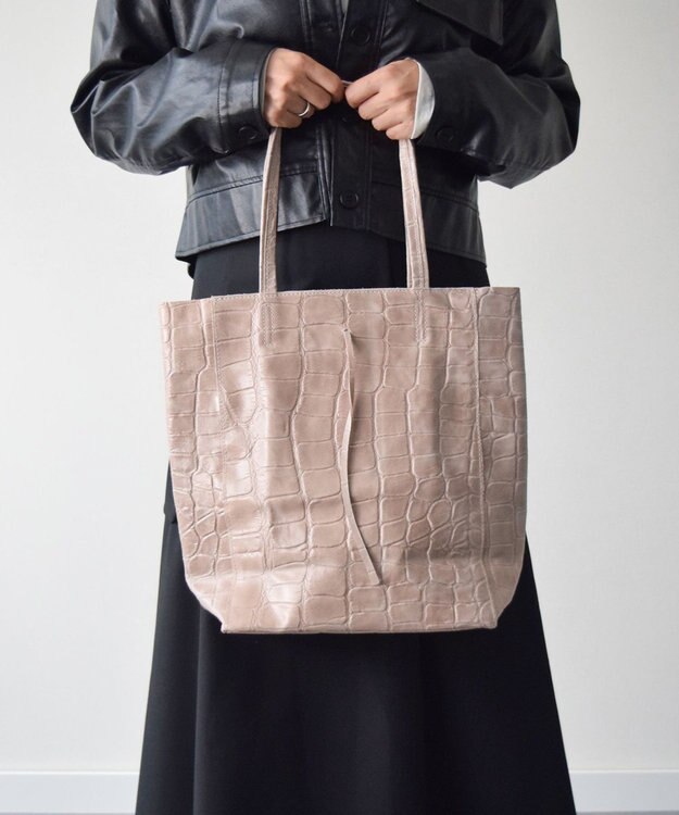 INTER-CHAUSSURES 【ANDREA CARDONE ITALI】ファスナー付き型押しレザートートバッグ ピンク型押