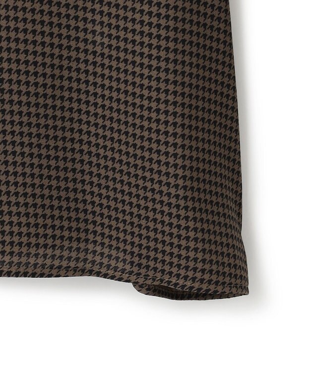 ICB 【接触冷感・UVケア・速乾・洗える】BackSatinAmunzen ハイネックブラウス コーヒーベース柄系