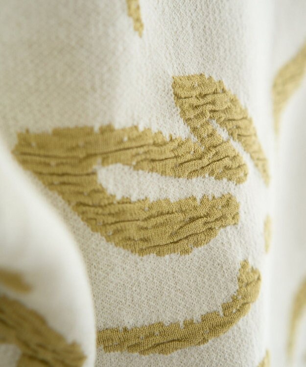 YECCA VECCA アート柄ふくれジャガードニット Ivory