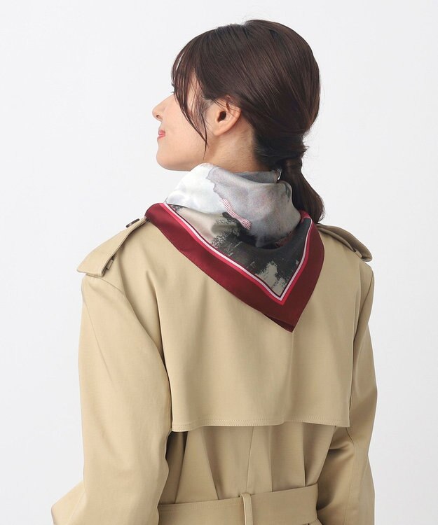 MOONBAT 【WEB限定】PAUL & JOE ACCESSOIRES シルクツイル キャットコラージュスカーフ 58×58cm Dream Girl(ワイン)