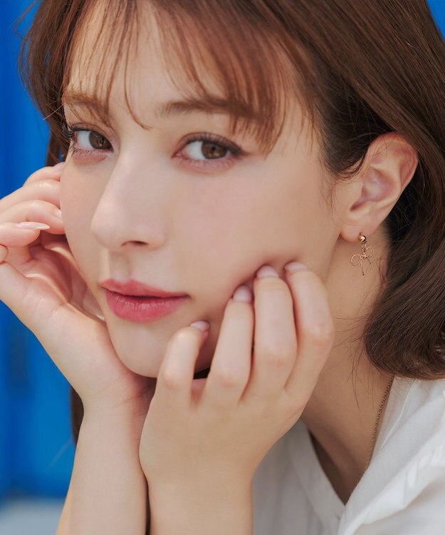 Tiaclasse 【安田美沙子さん着用/金属アレルギー対応/選べる2TYPE】チェーンリボン イヤリング・ピアス ゴールドB（ピアス）