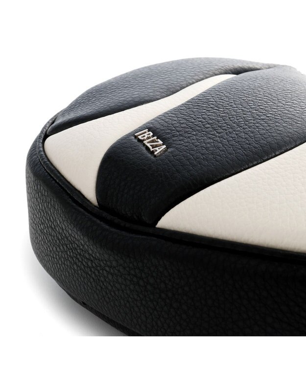 IBIZA アニマーダ　牛革　ショルダーバッグ(S)(パンダ) 黒