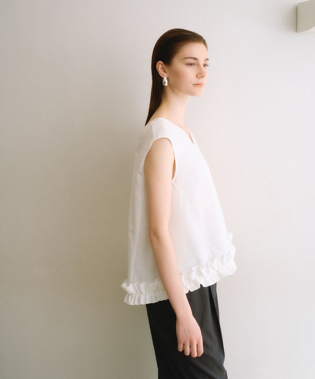 #Newans 【金子綾さんインスタライブご紹介アイテム】〈小柄さんにお勧め〉フリルヘムジレブラウス ホワイト