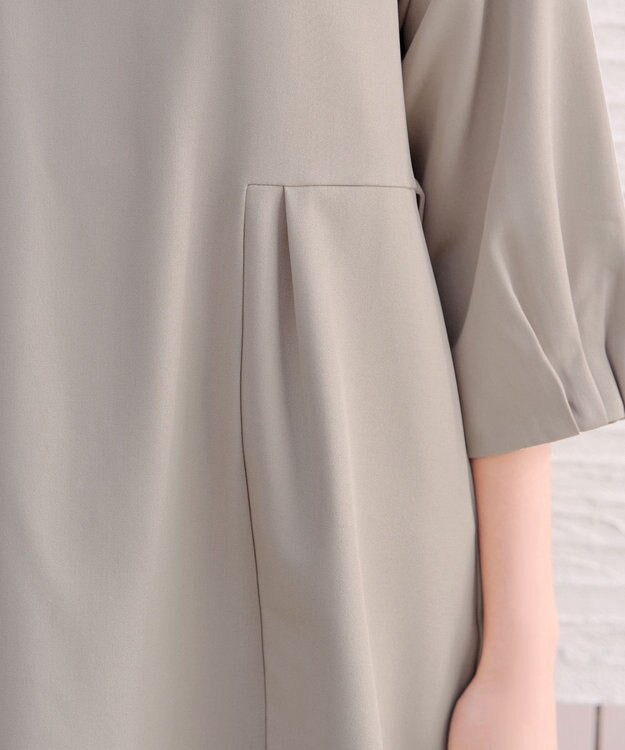 Tiaclasse リボン付きタックフレアチュニック グレージュ