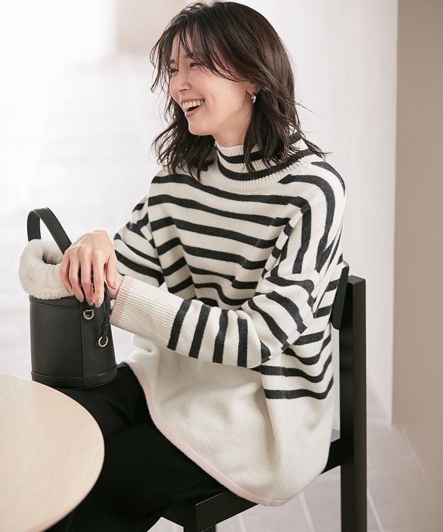 23区 【CLASSY.1月号掲載】ウールナイロン ボーダー ハイネック ニット アイボリーボーダー