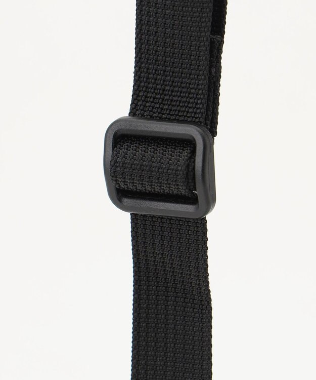 JOSEPH ABBOUD MOUNTAIN 【Flowfold・リサイクル素材】Portland Phone Bag 0.25L クロスボディバッグ ホワイト系