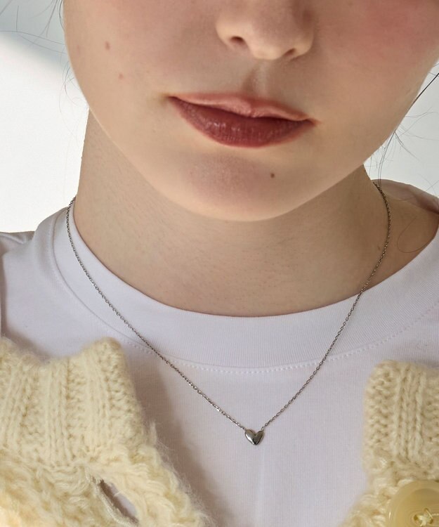 Phoebe 【金属アレルギー対応】スリークハートネックレス　シルバー/サージカルステンレス シルバー