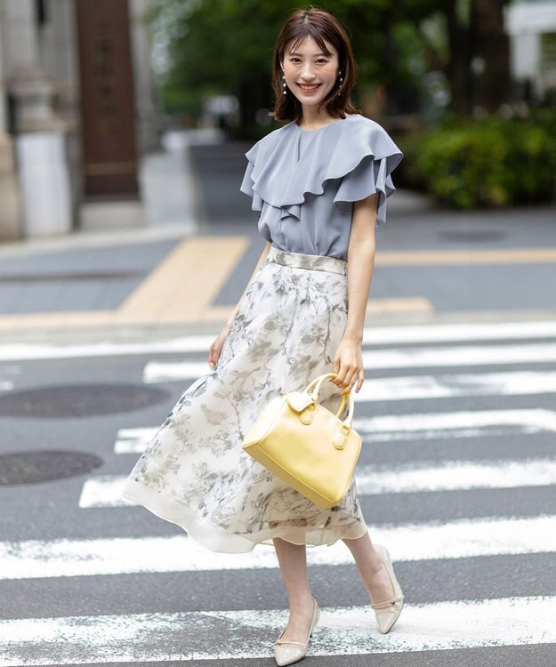 ANY SIS 【WEB・一部店舗限定】ハッチングフラワープリント スカート アイボリー系