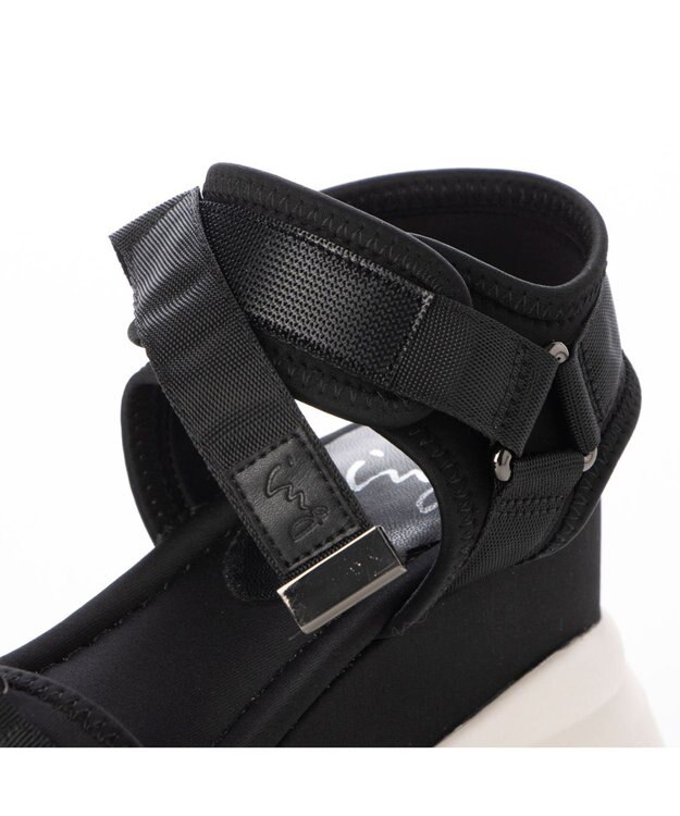 ing <ing>厚底スポーツサンダル ブラック