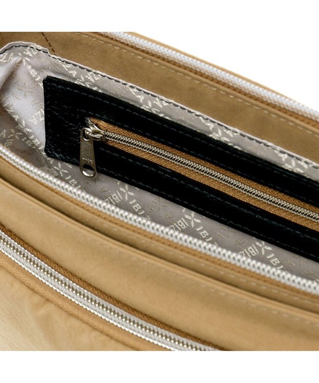 IBIZA プラクティコ　ショルダーバッグ 普通茶