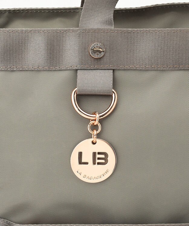 LA BAGAGERIE チャーム付き　ナイロンスクエアリュック グレー