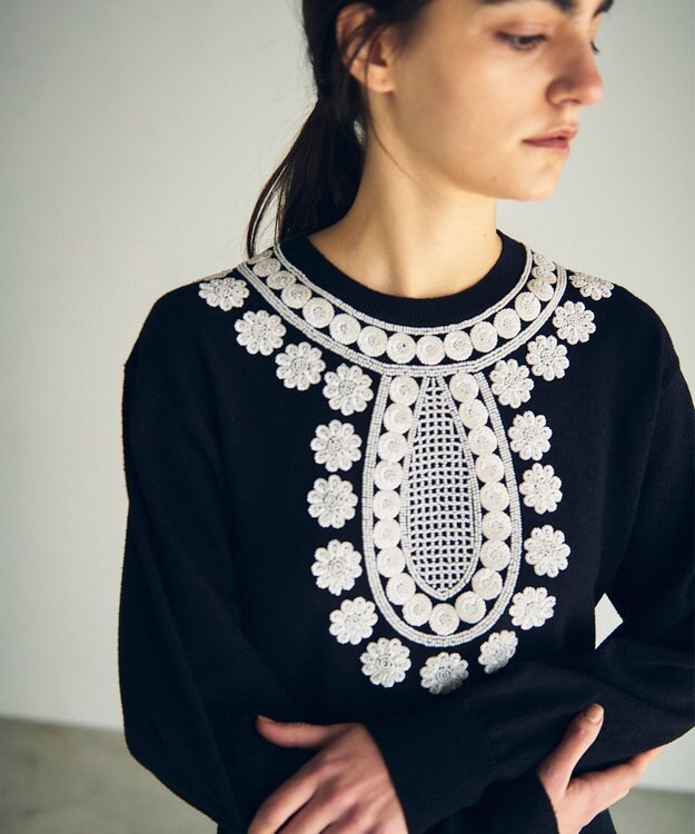 GRACE CONTINENTAL エスニック刺繍ニットワンピース ブラック