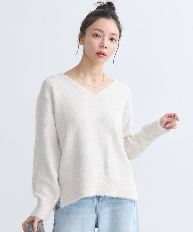 earth music&ecology スパンコールシャギーＶネックプルオーバー Ivory