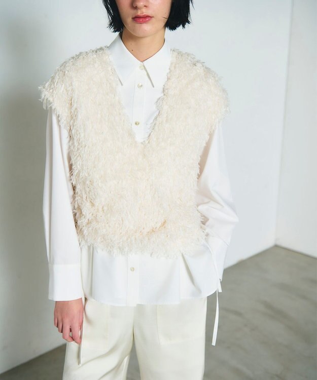 GRACE CONTINENTAL フェザーカットトップ ホワイト