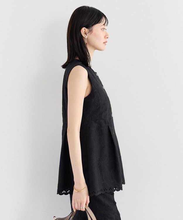 YECCA VECCA 刺繍ペプラムジレ Black
