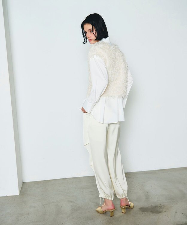 GRACE CONTINENTAL フェザーカットトップ ホワイト