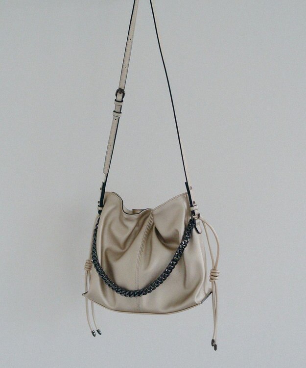 YECCA VECCA 2wayチェーンギャザーバッグ