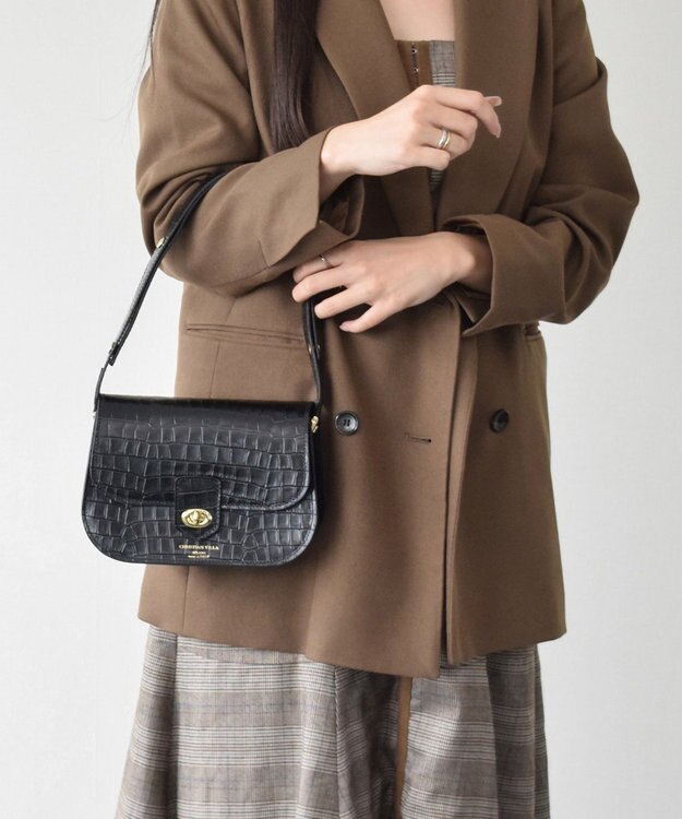 INTER-CHAUSSURES 【CHRISTIAN VILLA】フラップタイプレザーショルダーバッグ ブラック型押