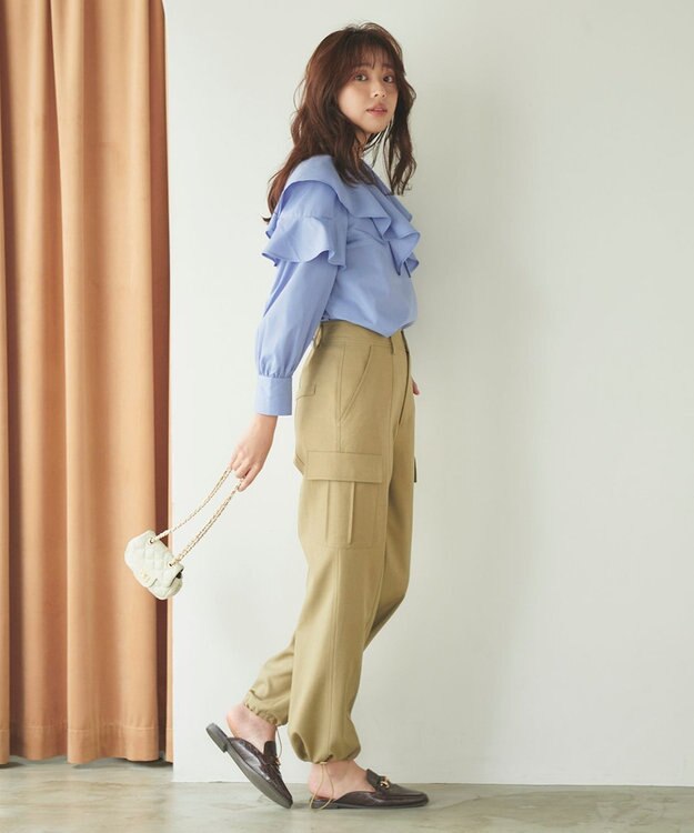 Feroux 【ONWARD CROSSET MAG掲載】パラシュートカーゴ パンツ カーキ系